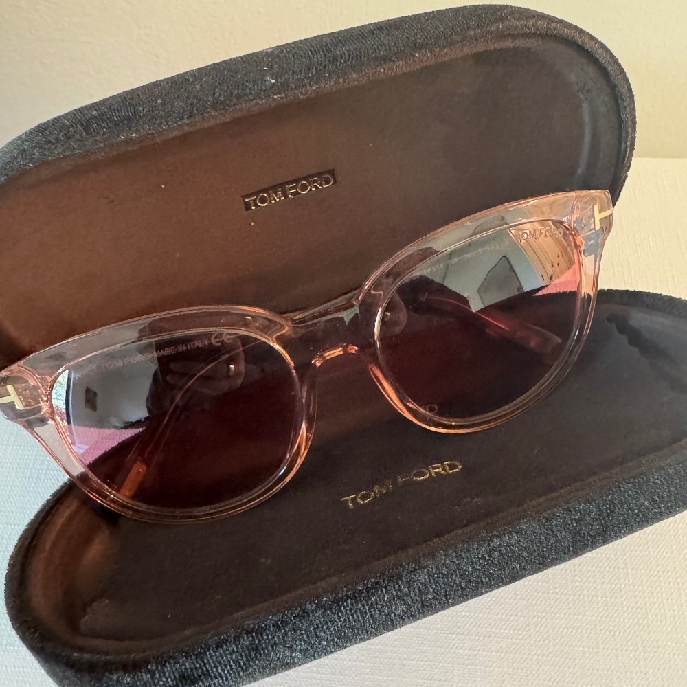 Tom Ford Pink Olivia 02 Sunglasses in great condition